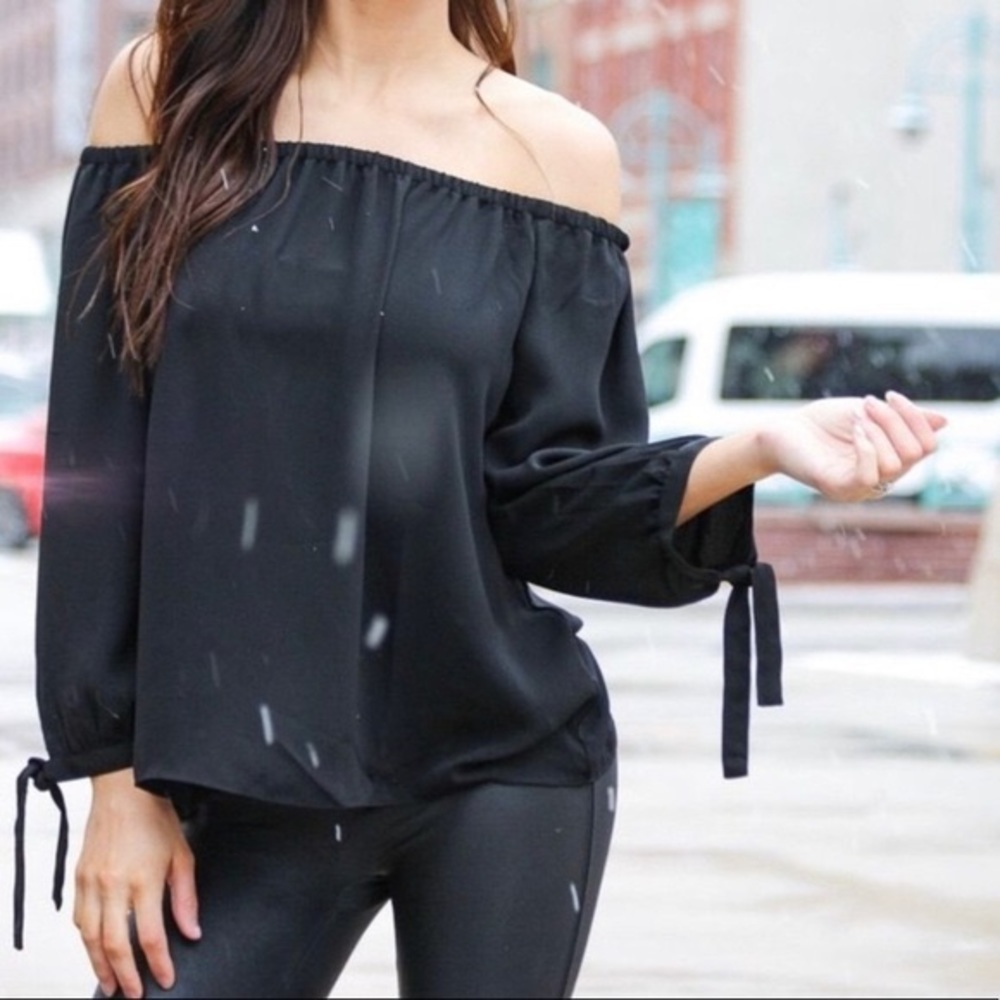 J. Crew Off Shoulder Black Long Sleeve Blouse, size XXS